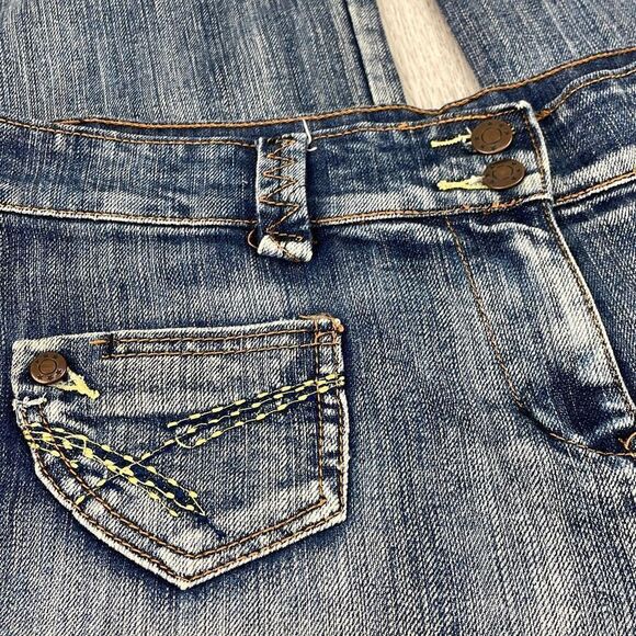 Yessica AT C&A.  Wide leg Medium Wash Women's Jeans. 34Wx33L - Picture 8 of 16